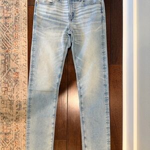 American Eagle Light Blue 32x36 Slim Straight Jeans NWT